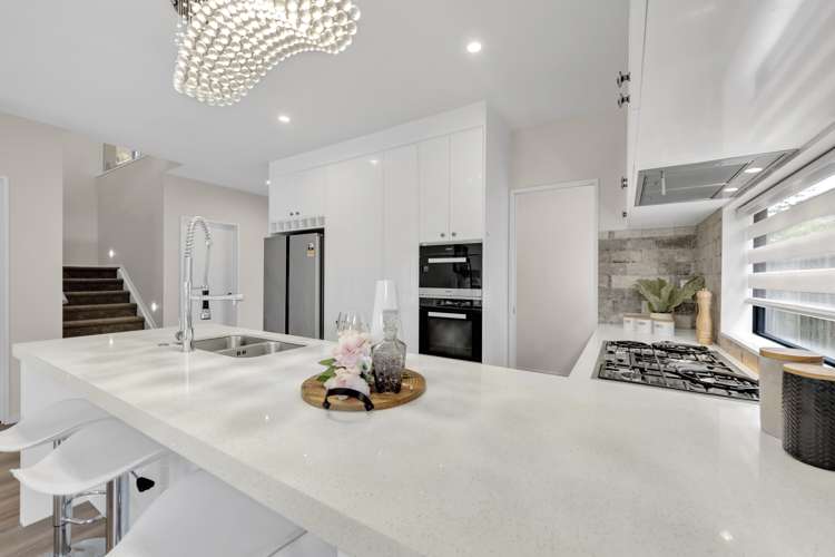30 Rosewell Crescent Flat Bush_5