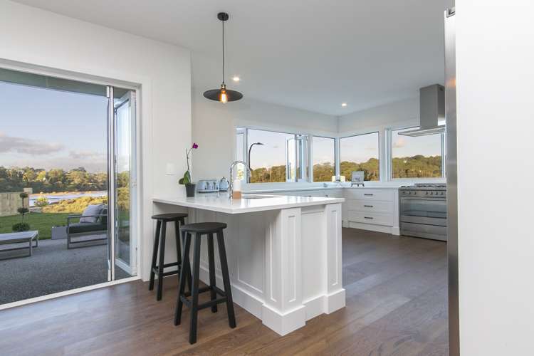 12 Tauwaka Crescent Riverhead_25