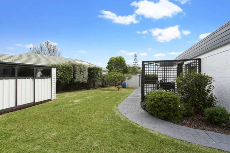 26 Kennedy Avenue Forrest Hill_18