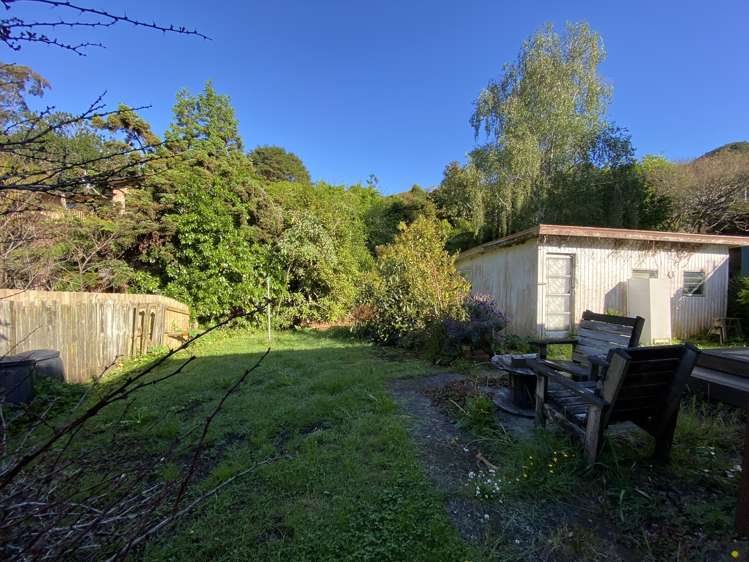 1314 Huia Road Huia_12