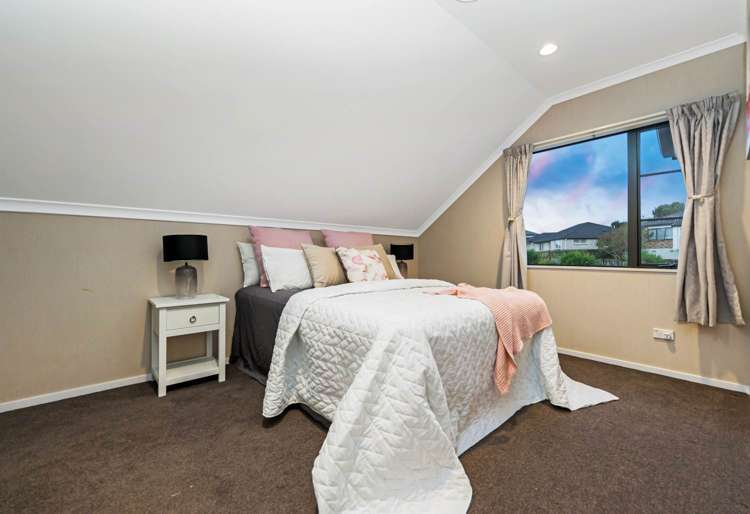 4A Dapple Place Flat Bush_11