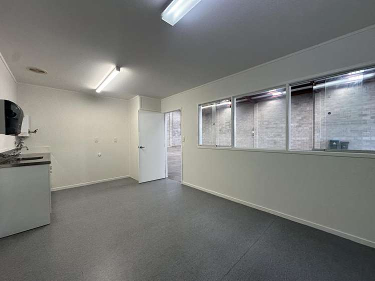 182 Station Road Penrose_6