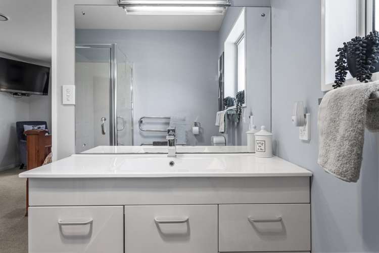 83 Old Main North Road Leithfield_15