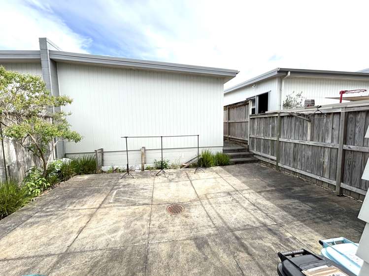 15 Sycamore Street Flat Bush_10