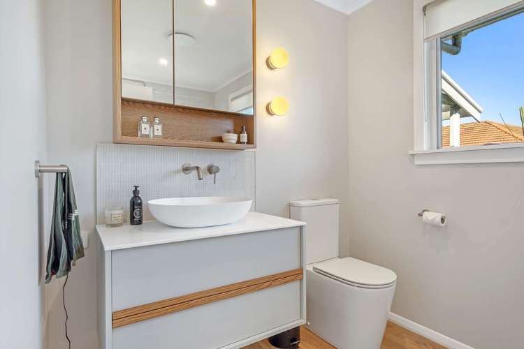 8 Lemari Avenue Stoke_15