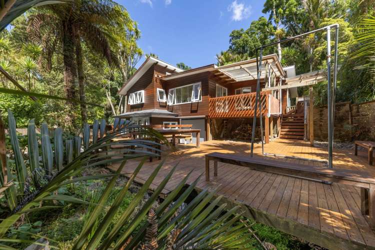 55 Bush Road Waiatarua_18