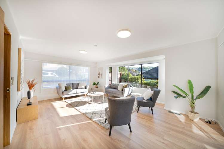 12 Longmont Terrace Churton Park_2