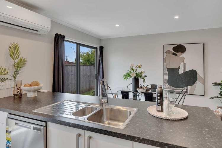 4 Buckingham Place Springvale_10