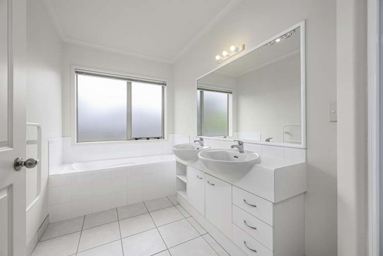 8 Alderbury Way Henderson_23