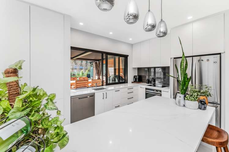 13 Railway Terrace Glentunnel_10