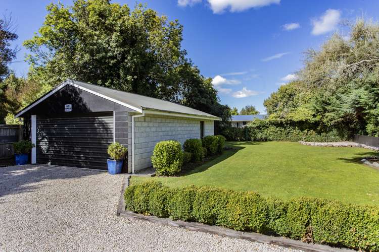 37 Old Main North Road Leithfield_18