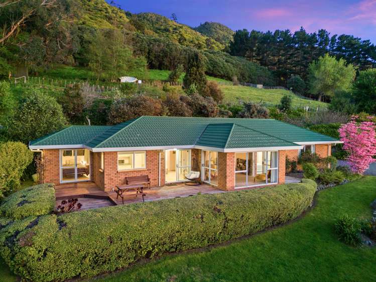 227 Huia Street Waikanae_14