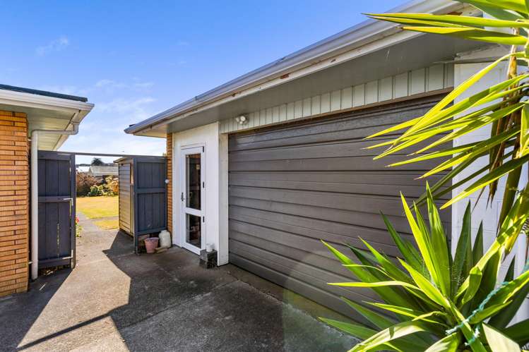 16 Bronte Place Whalers Gate_25