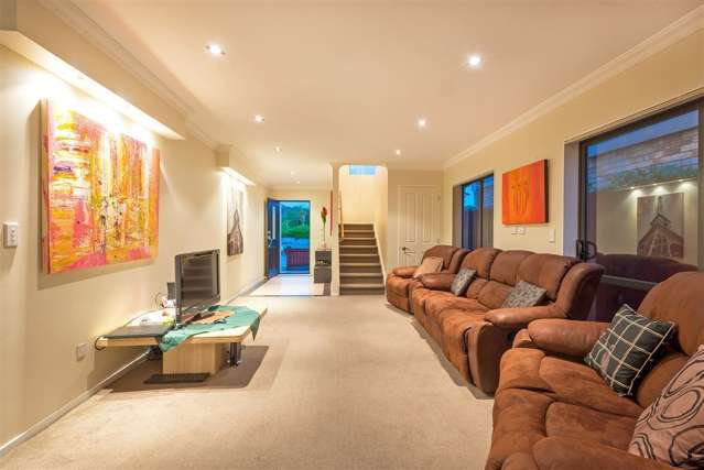 10 Manning Rise Flat Bush_2