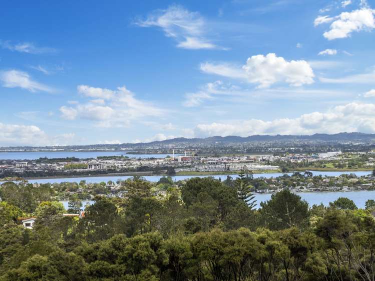 6 Trig Station Rise Paremoremo_5