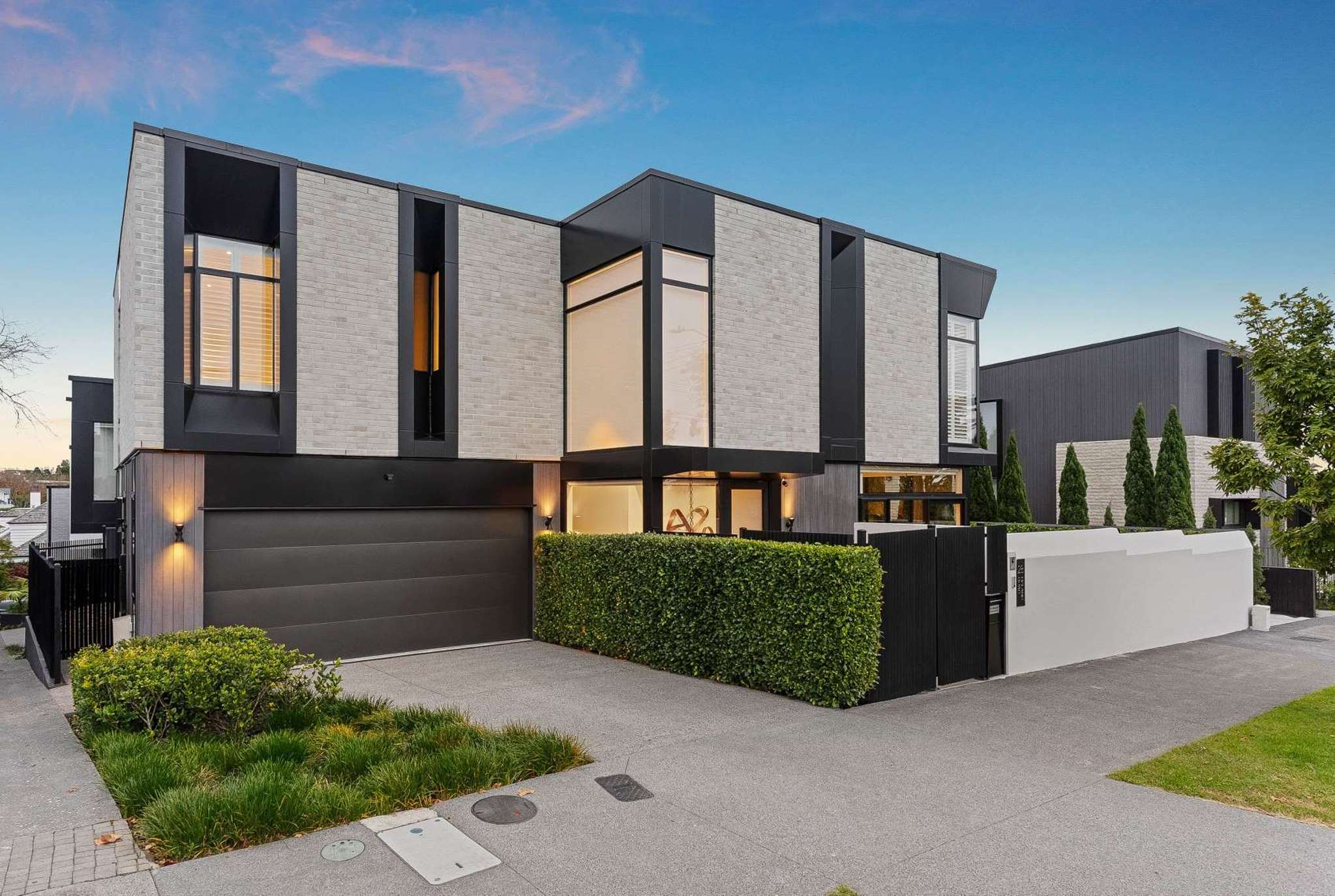 ‘100% excellence’: Remuera showpiece home up for sale