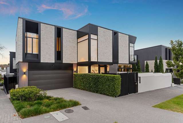 ‘100% excellence’: Remuera showpiece home up for sale