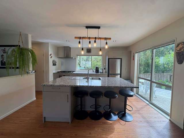 97A Bond Crescent Forrest Hill_3