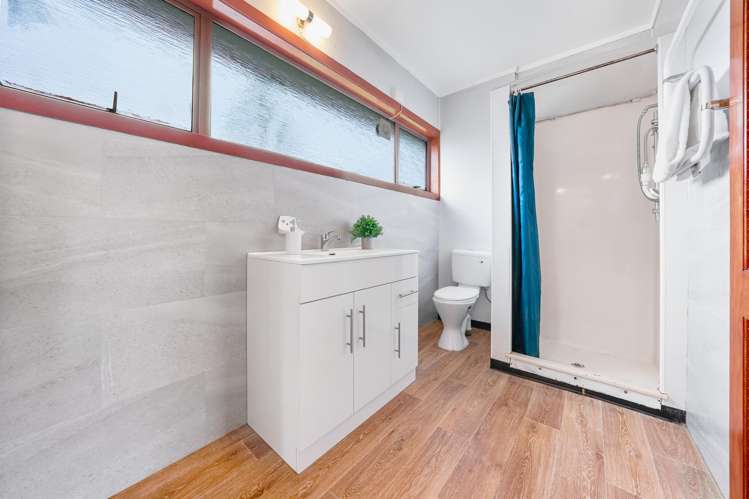 14 Glamorgan Drive Torbay_8
