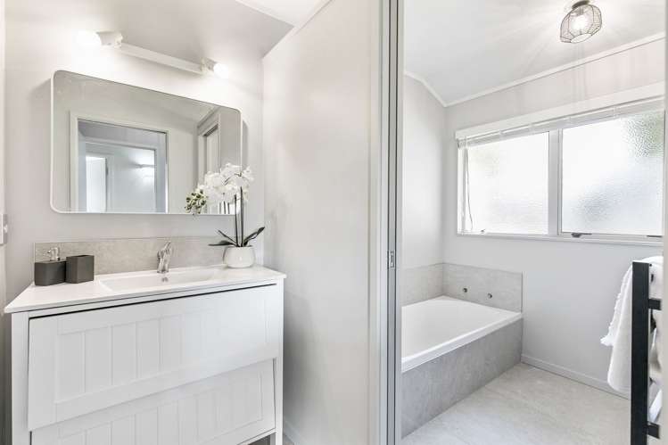 23 Kuripaka Crescent The Gardens_6