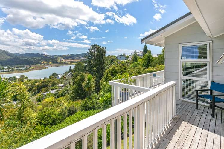9 Hillside Lane Tairua_11