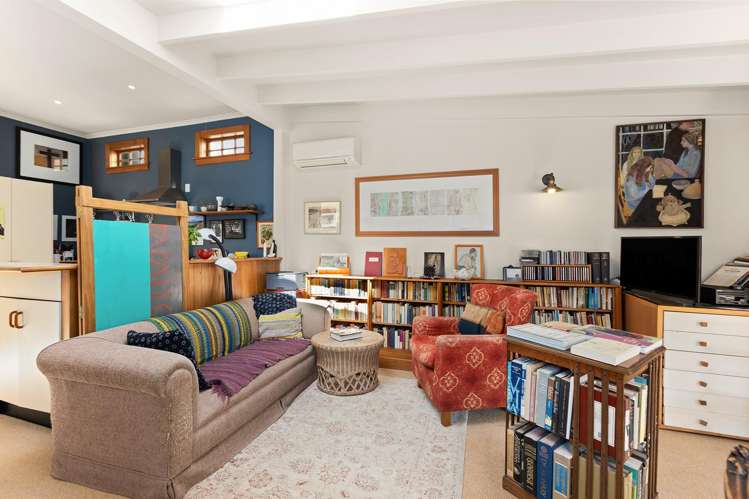 70 Te Wharepouri Street Berhampore_7