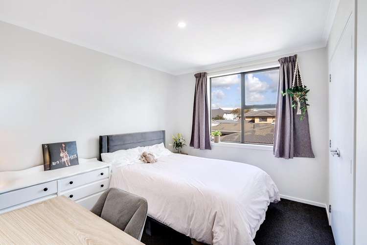 2/12 Beaumont Street Hamilton East_9