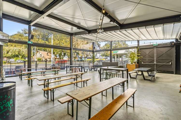 44 Broadway Matamata_5