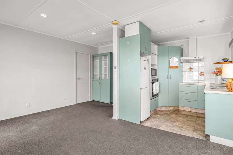 4 Exeter Street Stoke_19