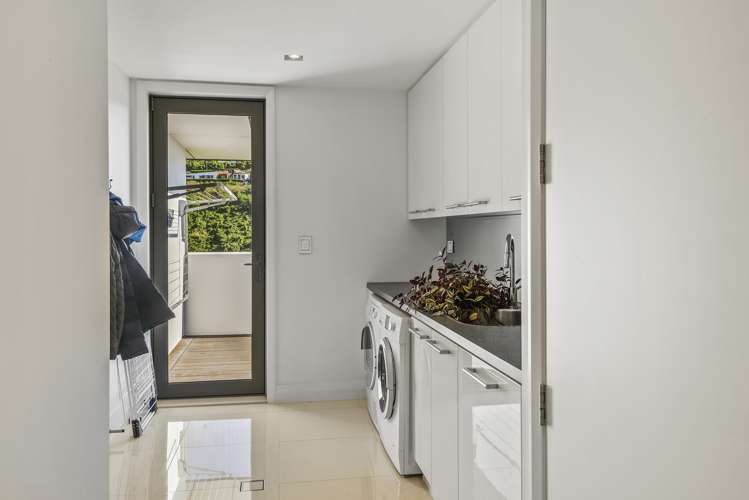 15 Omeo Crescent Redcliffs_28