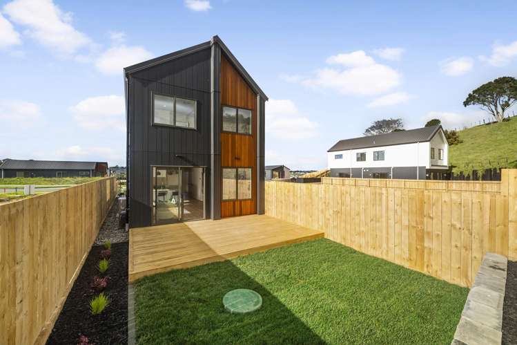 56 Ara Taha Crescent Orewa_17