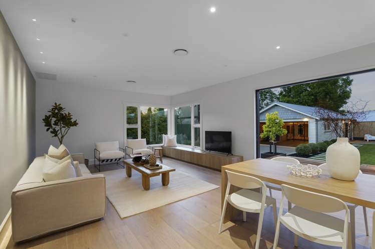 69 Tomes Road Saint Albans_13