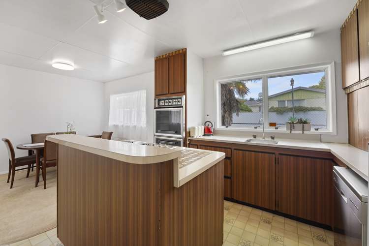 21 Hall Grove Ebdentown_7