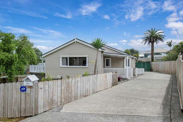 18 Wilkinson Avenue Kamo_1