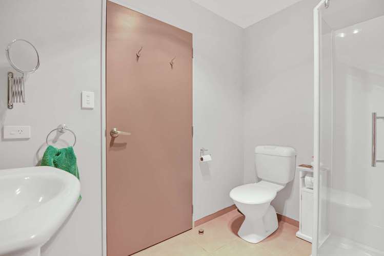 31/1232 Howard Street Parkvale_9