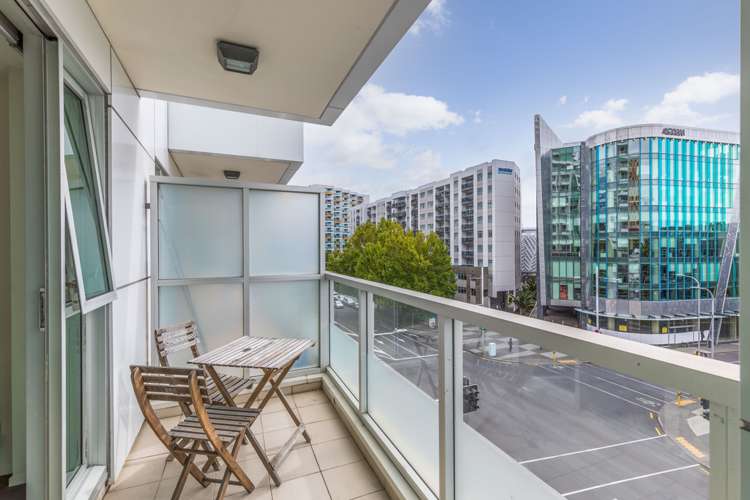 305/85 Beach Road Auckland Central_6