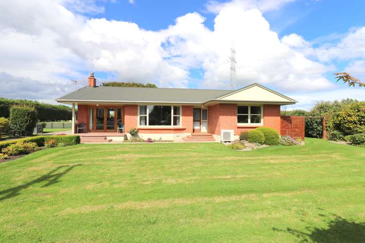 215 Findlay Road Ascot_48