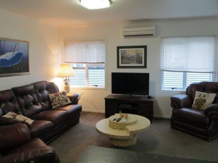 14 Aroha View Avenue Te Aroha_15