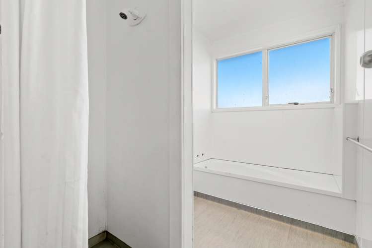 400 Roscommon Road Clendon Park_8