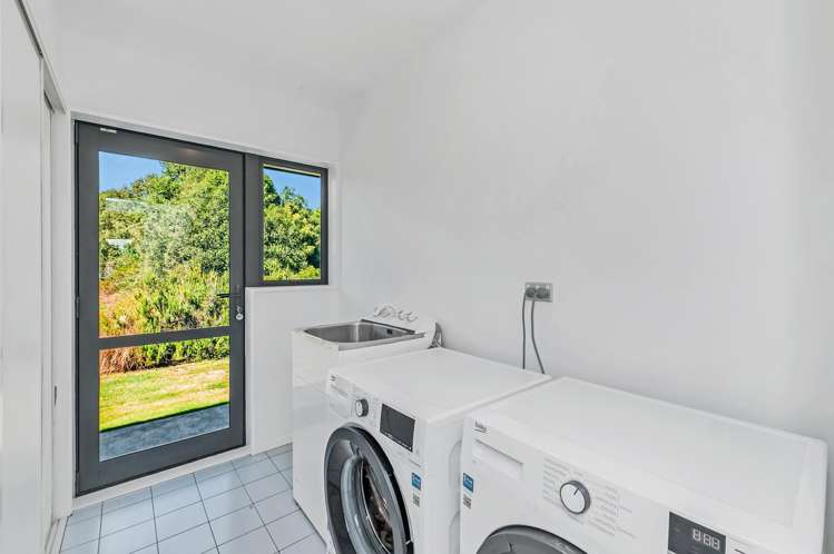 1897 South Eyre Road West Eyreton_16