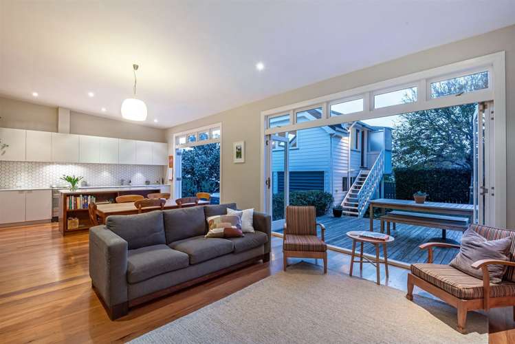 10 Egremont Street Belmont_5