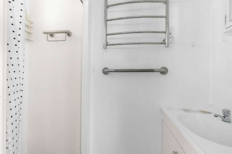 83 Hampden Street Picton_11