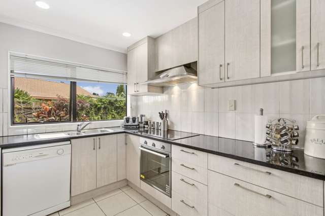 151 Burswood Drive Pakuranga Heights_2