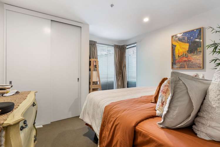 1D/42 Cable Street_4