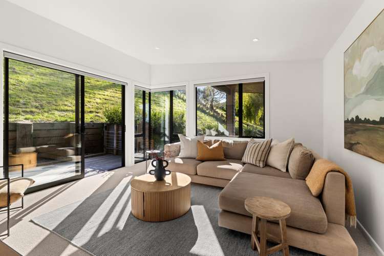 22B Churchill Drive Taradale_33