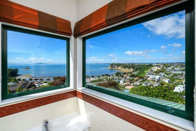 1083 Whangaparaoa Road_1