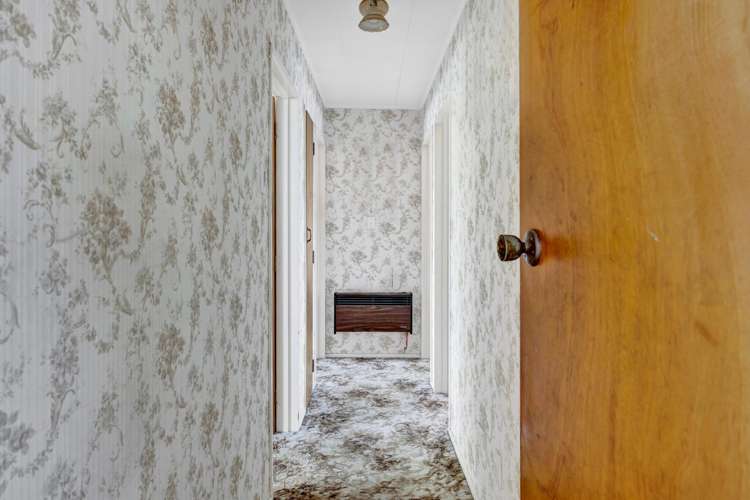 13 Flint Road West Stratford_11