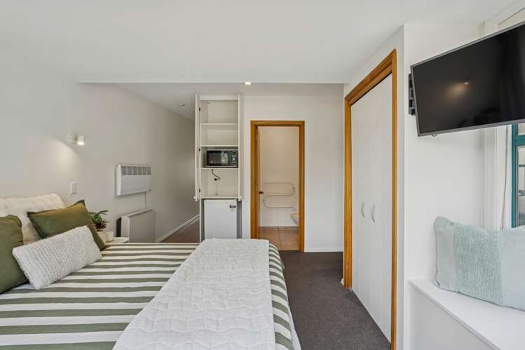 69-70/4 Lake Avenue Frankton_10