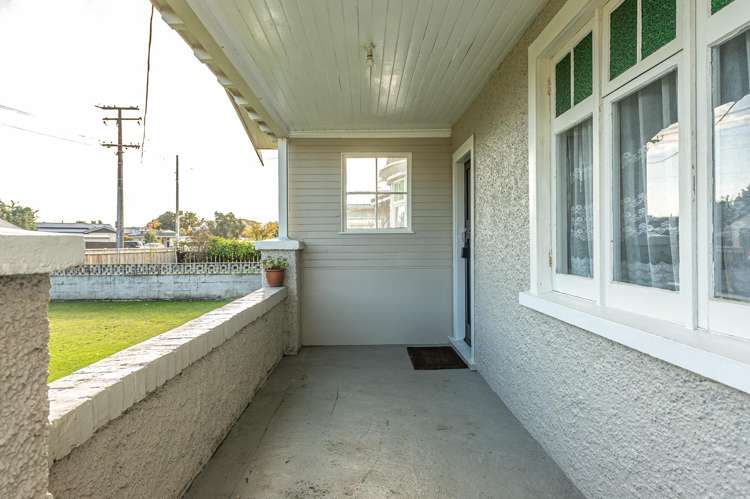 8 Fox Road_5