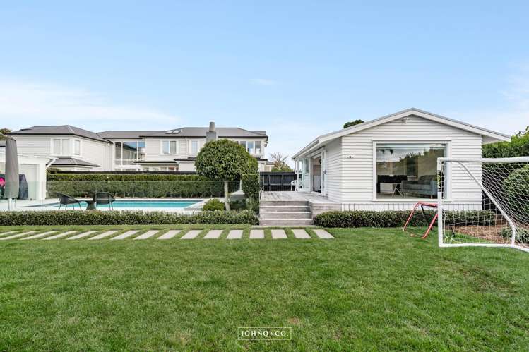 75 St Andrews Road Epsom_1